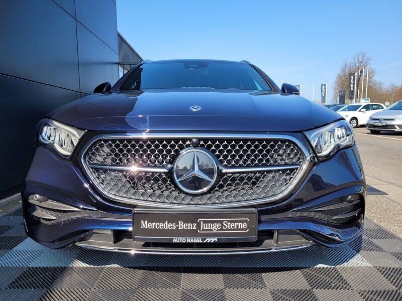 Gebraucht Mercedes E220 Advanced 197 PS (144 kW) 2023 Blau Kombi