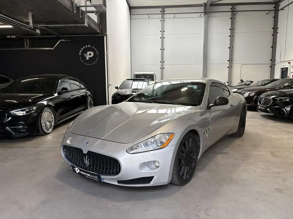 Gebraucht Maserati Granturismo 405 PS (297 kW) 2009 Grau Coupé