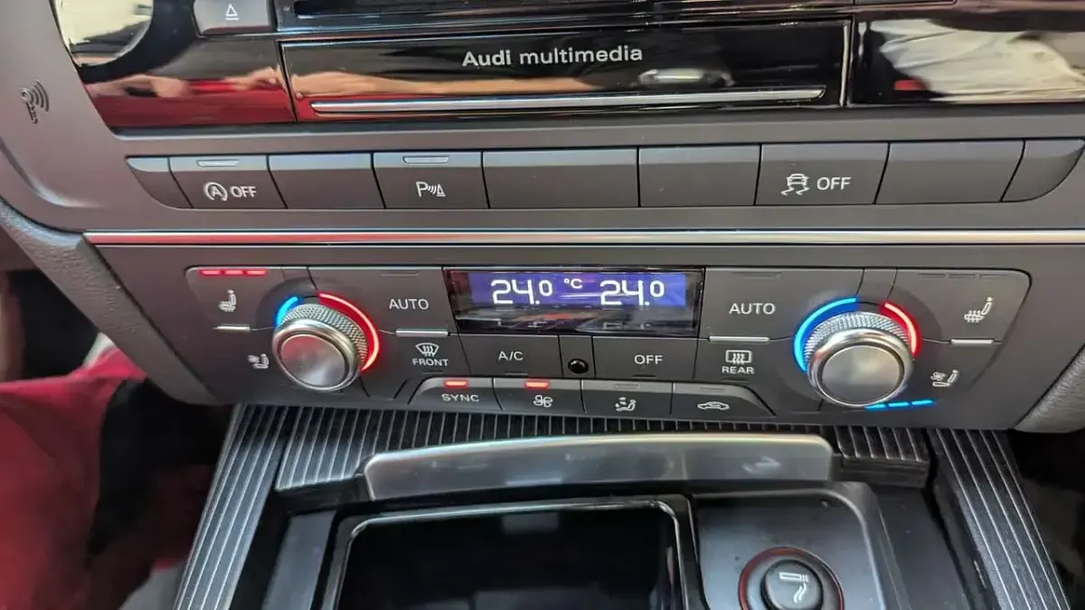 Używany Audi A6 Allroad 320 KM (235 kW) 2015 Czarny Kombi