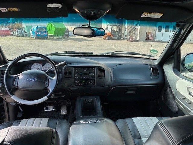 Gebraucht Ford F-150 364 PS (267 kW) 2003 Schwarz Abholung