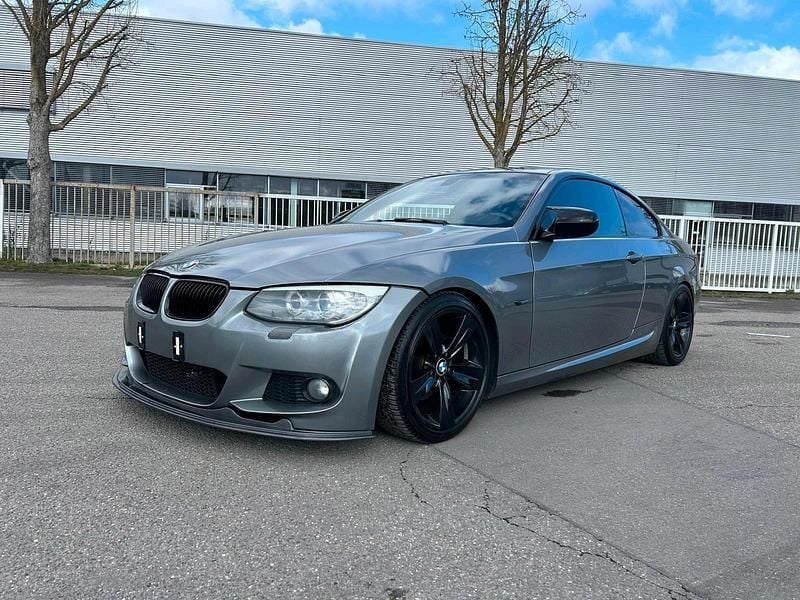 Gebraucht BMW 330 M Performance 258 PS (189 kW) 2012 Grau Coupé