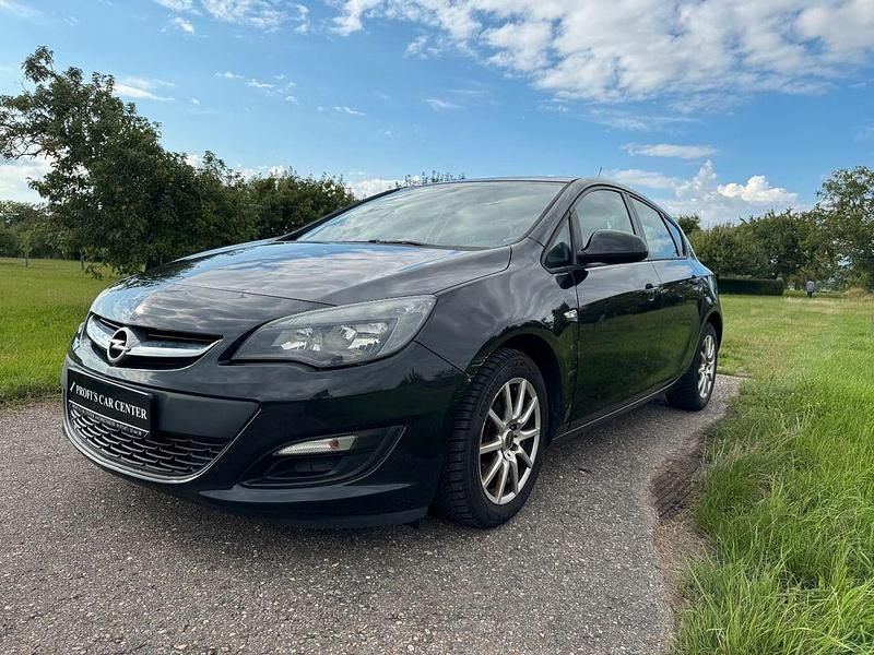 Karbonschw graphitschw midnigh Gebraucht 2013 Opel Astra Edition Limousine | 4.000 € (Guter Preis) - Bild 1/4