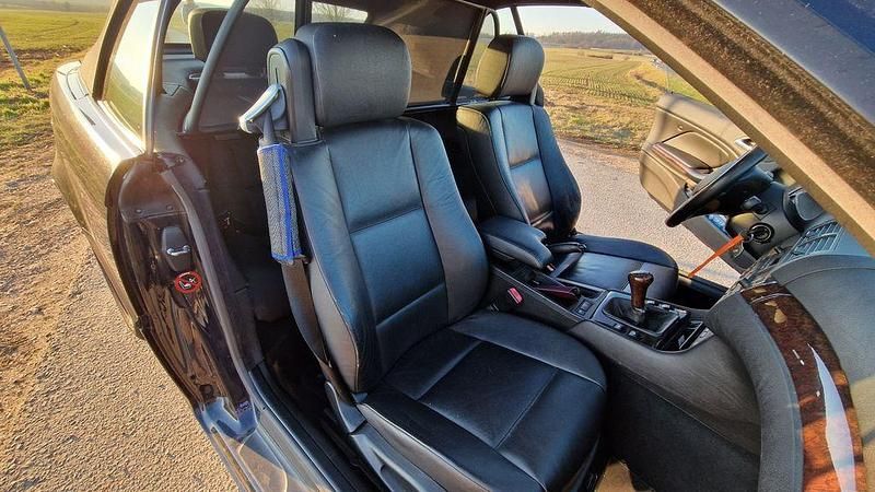 Gebraucht BMW 318 Cabriolet 150 PS (110 kW) 2006 Blau Cabrio