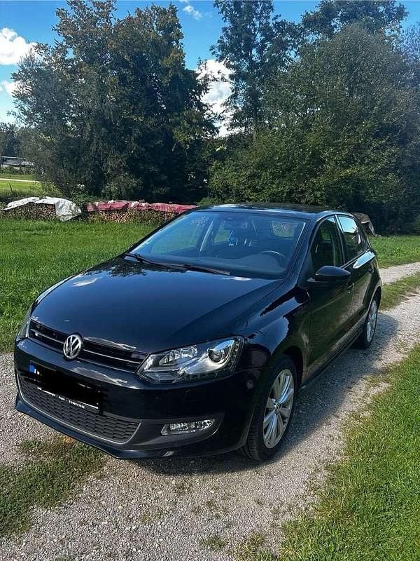 Schwarz Gebraucht 2013 VW Polo Limousine | 6.190 € (Guter Preis) - Bild 1/4