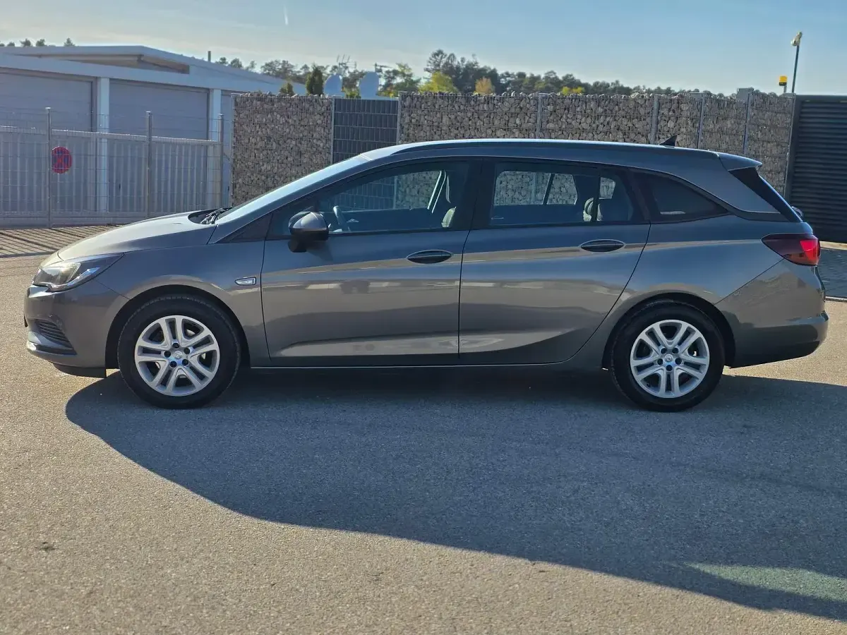 Second-hand Opel Astra 110 CP (80 kW) 2019 Gri Break