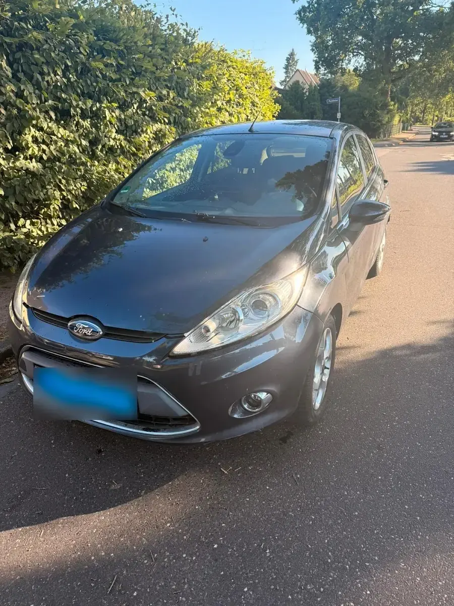 Gebraucht Ford Fiesta 97 PS (71 kW) 2009 Schwarz Kleinwagen