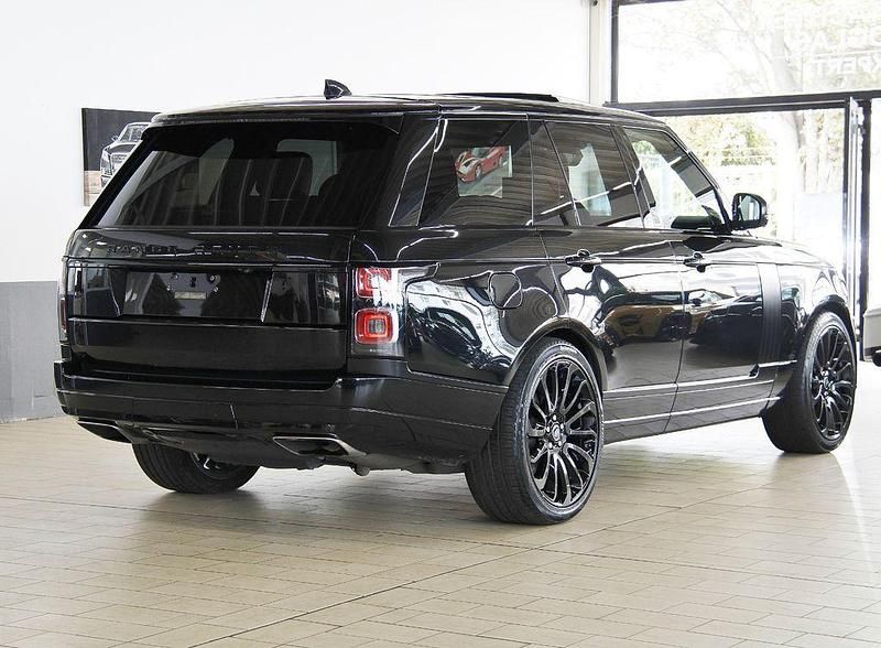 Gebraucht Land Rover Range Rover 340 PS (250 kW) 2018 Santoriniblack (metallic) SUV