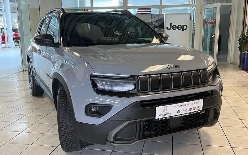 Grau Neu 2025 Jeep Avenger Overland SUV | 34.690 € (Guter Preis) - Bild 1/4