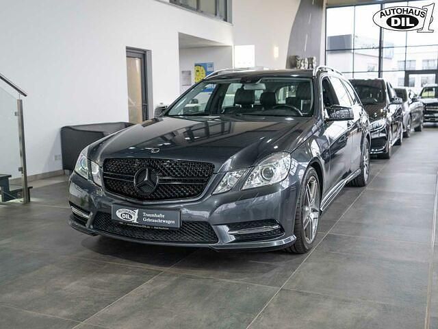 Gebraucht Mercedes E200 AMG 184 PS (135 kW) 2013 Grau Kombi