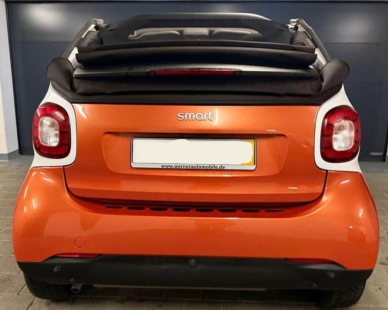 Gebraucht Smart ForTwo Cabrio 71 PS (52 kW) 2017 Orange Cabrio