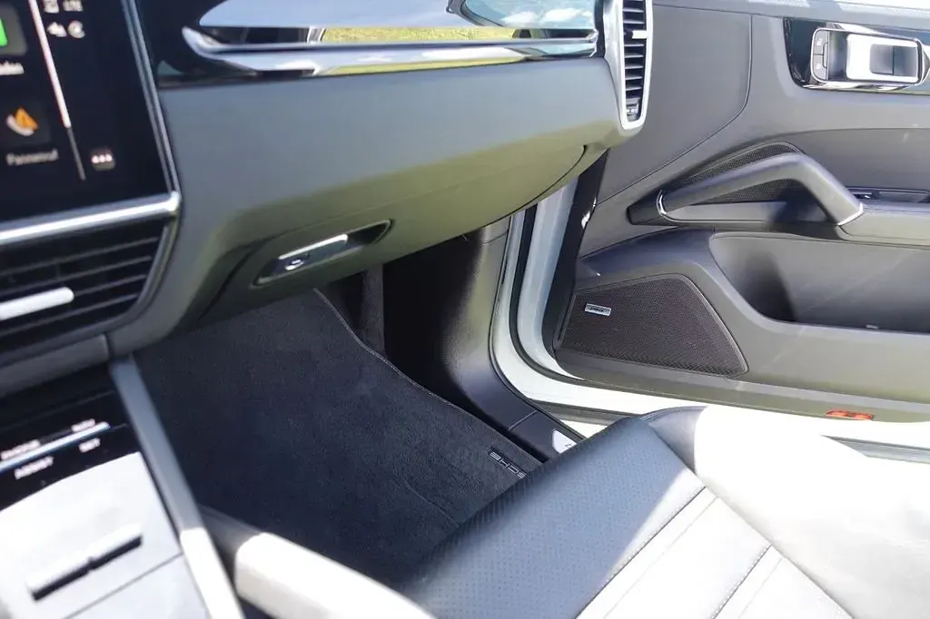 Gebraucht Porsche Cayenne Platinum Edition 462 PS (339 kW) 2022 Weiß SUV