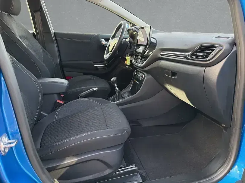 Używany Ford Puma Titanium 125 KM (91 kW) 2021 Niebieski Sedan/Limuzyna