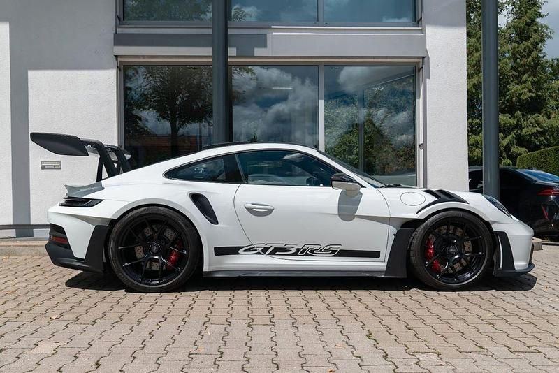 Gebraucht Porsche 911 GT3 RS 525 PS (386 kW) 2023 Weiß Coupé