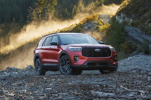 Neu Ford Explorer 400 PS (294 kW) 2025 Schwarz SUV