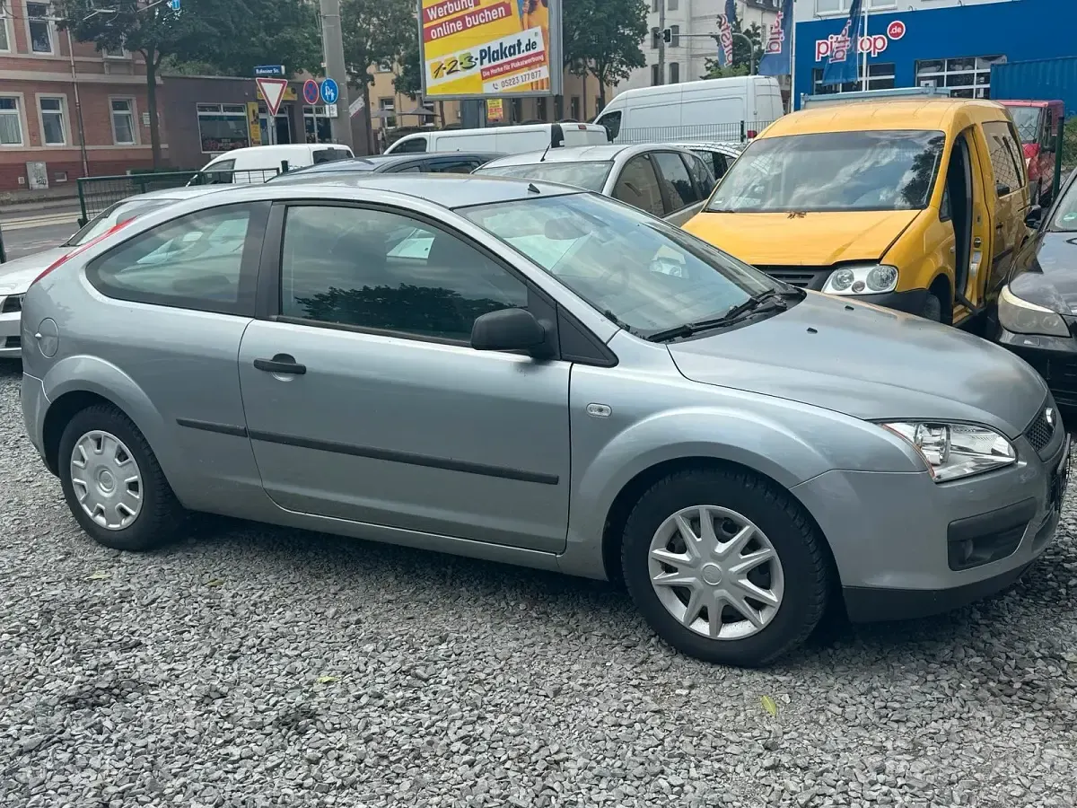 Gebraucht Ford Focus 2007 Silber Limousine