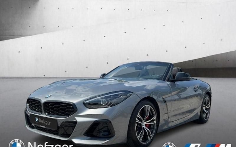 Skyscraper grau metallic (metallic) Gebraucht 2024 BMW Z4 M Sport Cabrio | 51.900 € (Guter Preis) - Bild 1/4