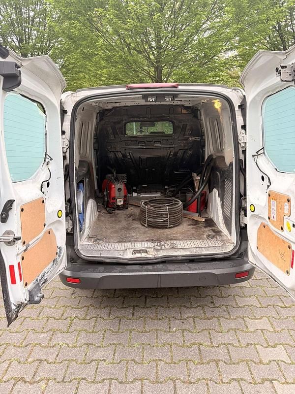 Second-hand Ford Transit Connect 102 CP (75 kW) 2017 Alb Monovolum