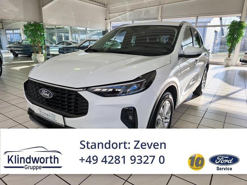 Gebraucht Ford Kuga Titanium 186 PS (136 kW) 2024 Frozen white SUV