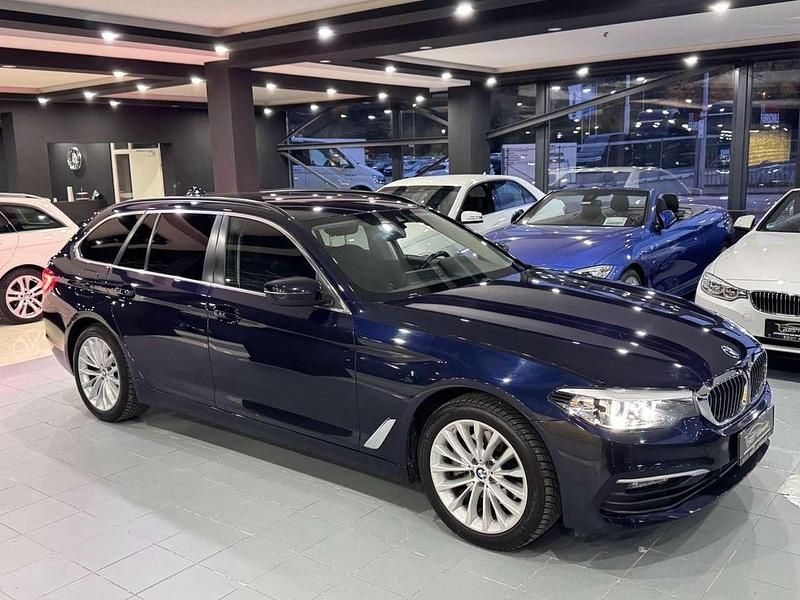 Gebraucht BMW 520 Performance 190 PS (139 kW) 2018 Blau Kombi