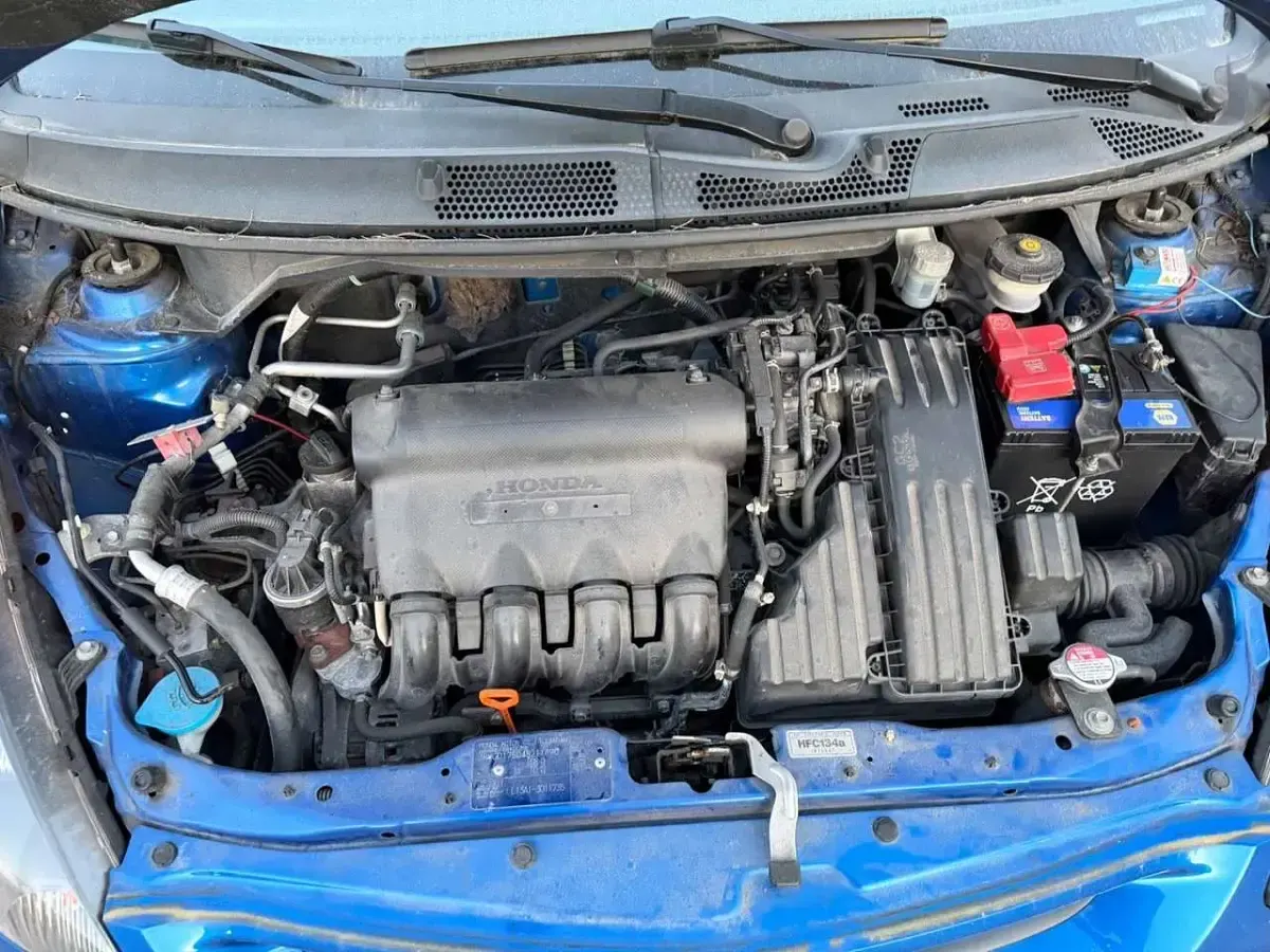Gebraucht Honda Jazz LS 83 PS (61 kW) 2004 Vivid blue p. Kleinwagen