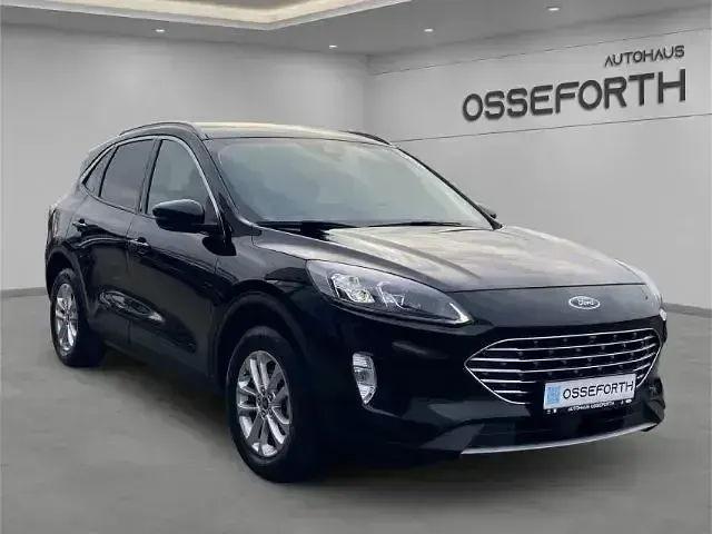 Używany Ford Kuga Titanium X 190 KM (139 kW) 2023 Czarny SUV