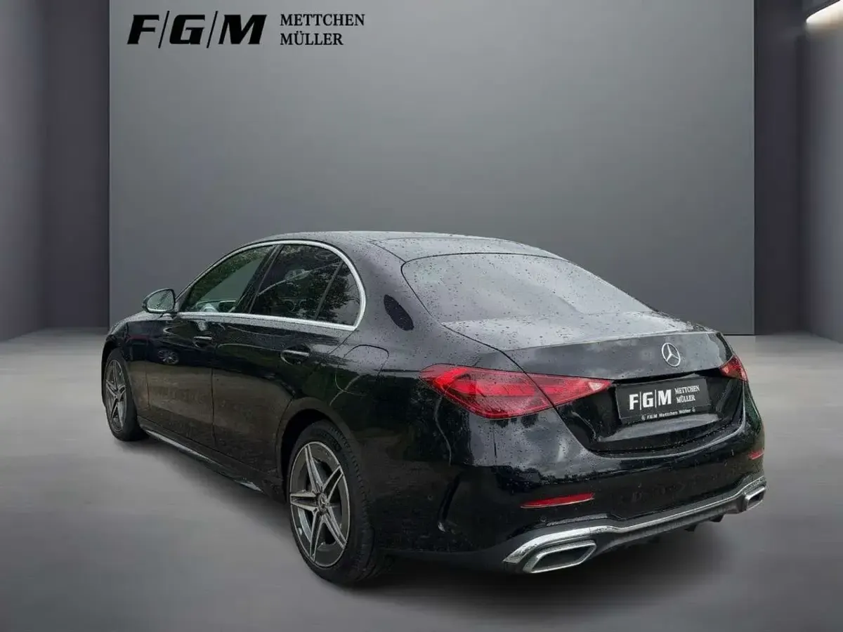 Gebraucht Mercedes C300e AMG line 313 PS (230 kW) 2022 Obsidianschwarz Limousine