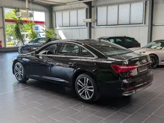 Gebraucht Audi A6 Sport 265 PS (194 kW) 2022 Schwarz Limousine