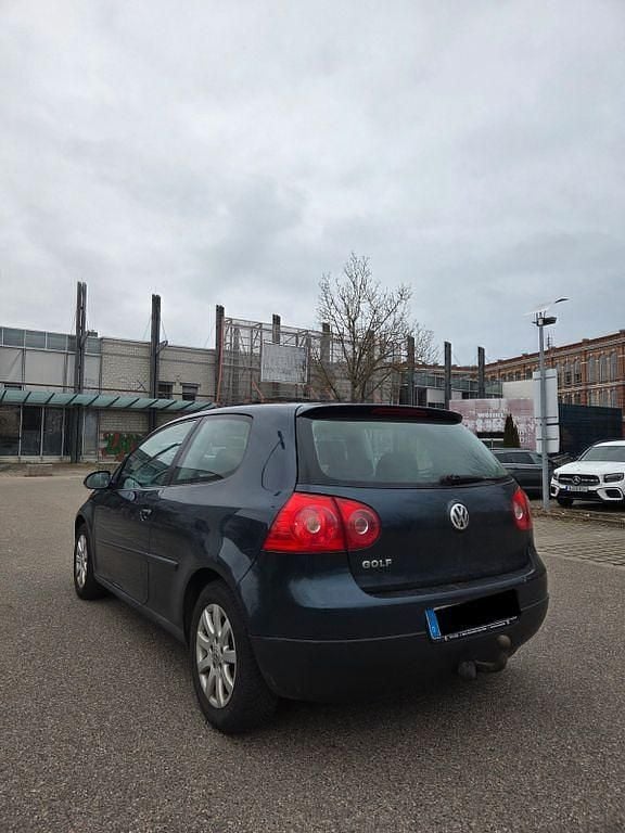 Gebraucht VW Golf IV Comfortline 102 PS (75 kW) 2004 Blau Limousine