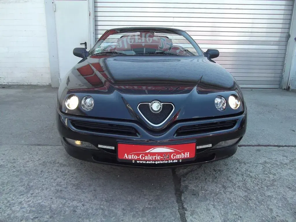 Occasion Alfa Romeo Spider 150 ch (110 kW) 2001 Noir Cabriolet