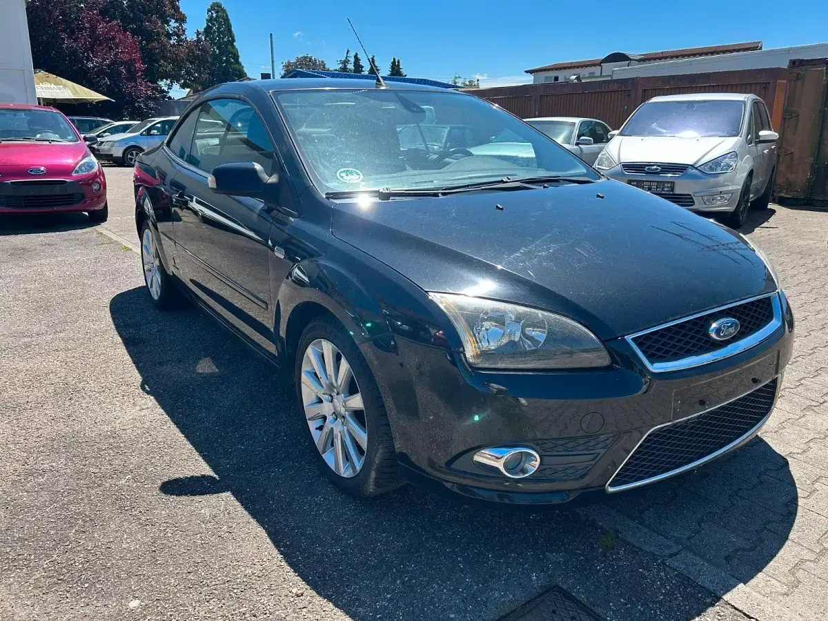 Gebraucht Ford Focus Cabriolet 146 PS (107 kW) 2008 Schwarz Cabrio