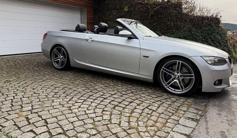 Gebraucht BMW 330 Cabriolet Performance 231 PS (169 kW) 2008 Silber Cabrio