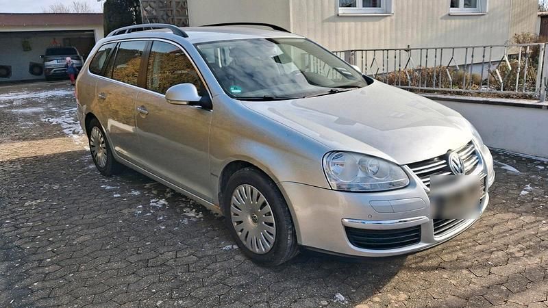 Silber Gebraucht 2009 VW Golf V Comfortline Kombi | 3.900 € (Fairer Preis) - Bild 1/4