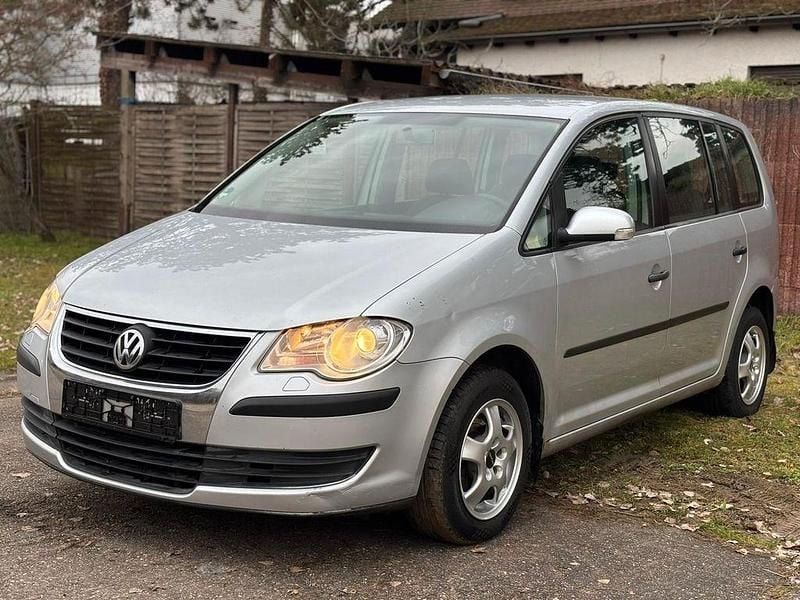 Gebraucht VW Touran 105 PS (77 kW) 2008 Grau Van / Kleinbus