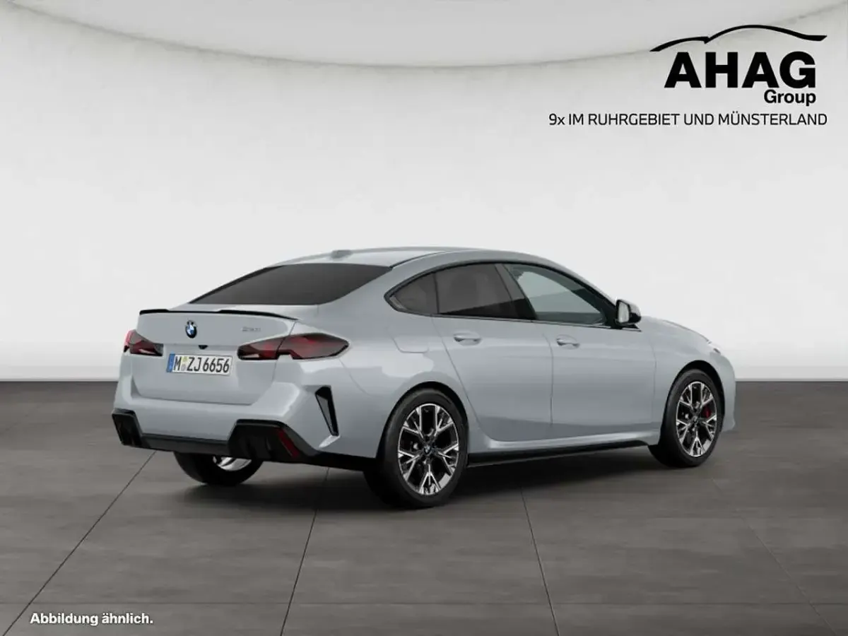 Neu BMW 220 Efficient Dynamics 170 PS (125 kW) 2026 Brooklyn grau Coupé