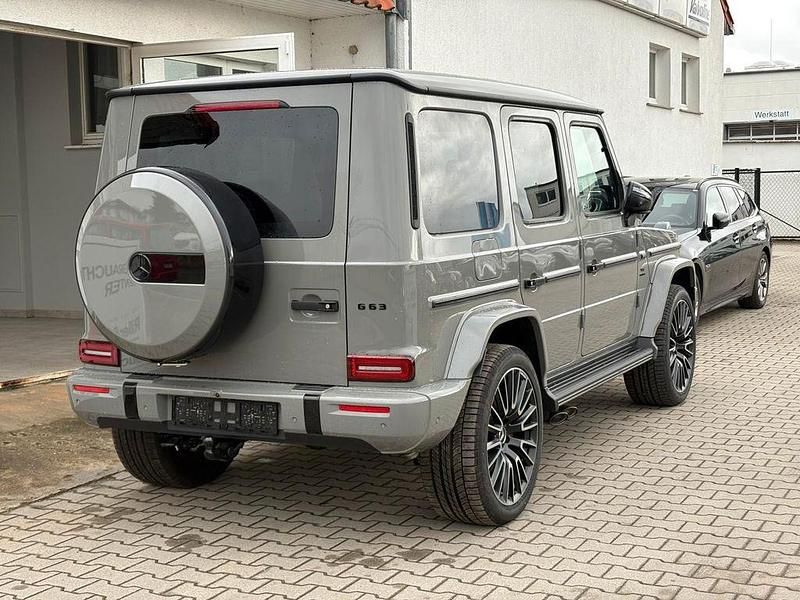 Neu Mercedes G63 AMG AMG 585 PS (430 kW) 2025 Grau SUV
