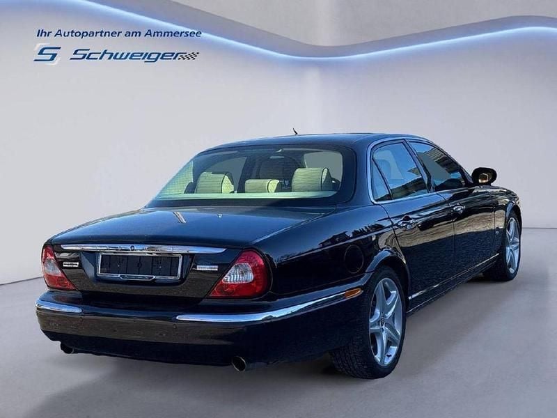 Gebraucht Jaguar XJ8 Executive 298 PS (219 kW) 2007 Midnight 2003 mc 1959 (metallic) Limousine