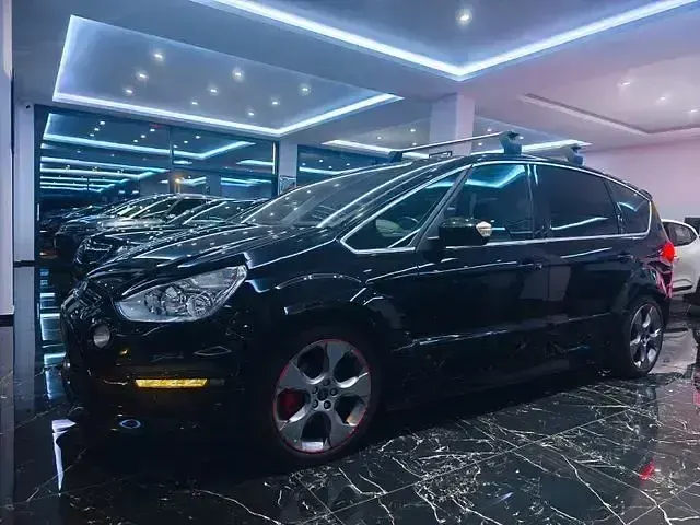 Gebraucht Ford S-MAX Titanium S 200 PS (147 kW) 2012 Schwarz Van / Kleinbus