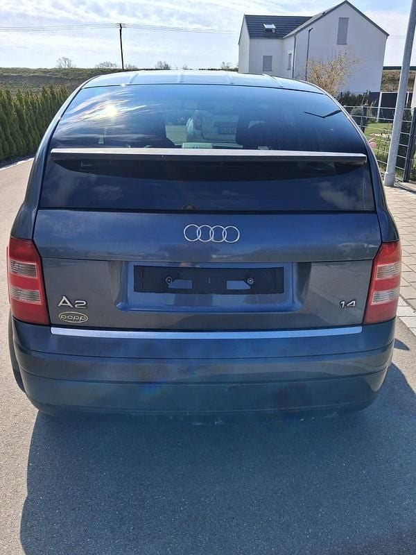 Usata Audi A2 75 CV (55 kW) 2002 Grigio Utilitaria