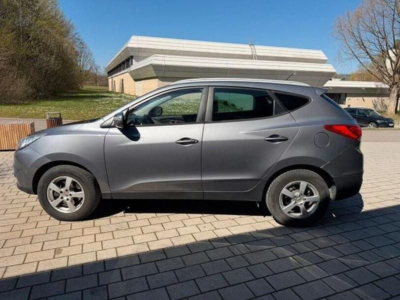 Gebraucht Hyundai ix35 Style 116 PS (85 kW) 2012 Grau SUV