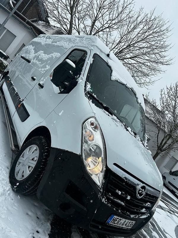 Gebraucht Opel Movano 136 PS (100 kW) 2018 Weiß Van / Kleinbus