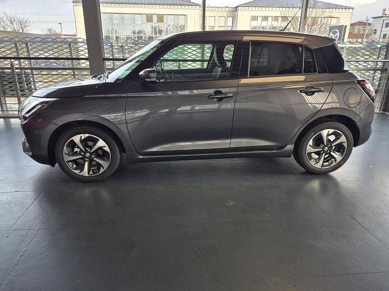 Neu Suzuki Swift Comfort+ 83 PS (61 kW) 2026 Grau Kleinwagen