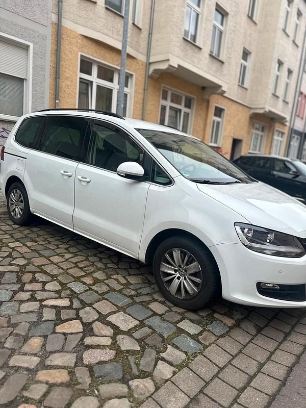 Usata VW Sharan 150 CV (110 kW) 2018 Bianco Monovolume