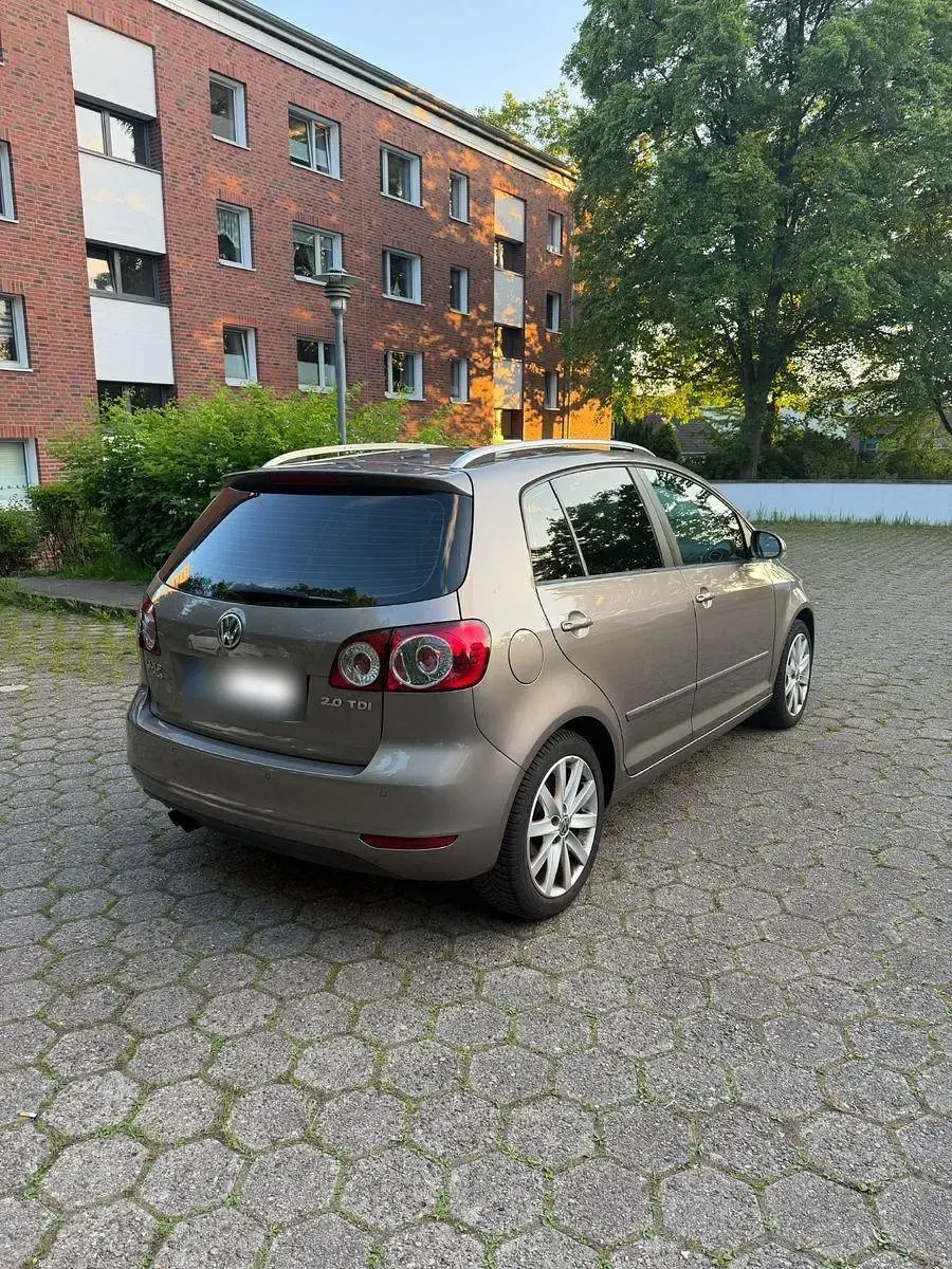 Gebraucht VW Golf Plus 140 PS (102 kW) 2011 Braun Van / Kleinbus