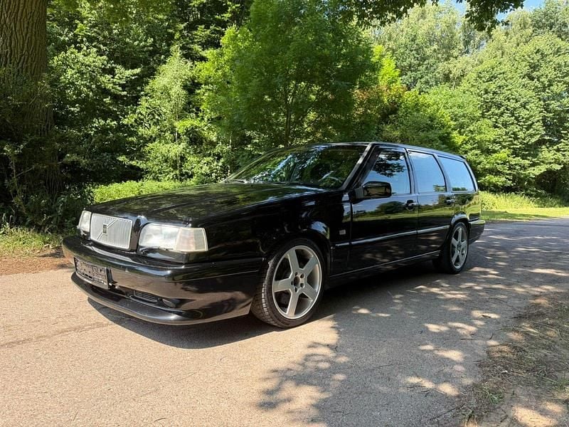 Schwarz Gebraucht 1995 Volvo 850 Kombi | 8.990 € - Bild 1/4
