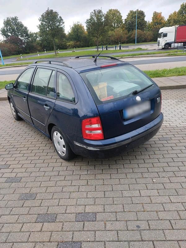 Gebraucht Skoda Fabia 64 PS (47 kW) 2004 Blau Kombi