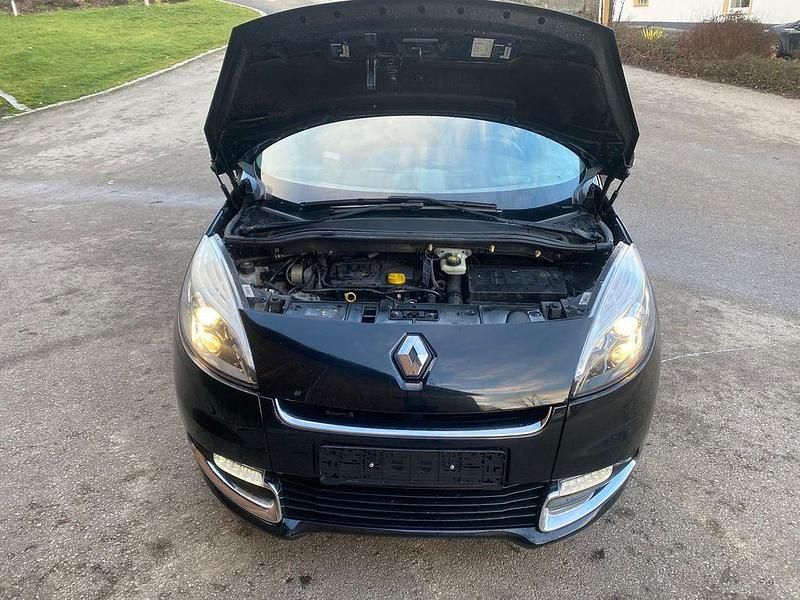 Schwarz Gebraucht 2012 Renault Scénic III Dynamique Van / Kleinbus | 5.300 € (Fairer Preis) - Bild 1/4