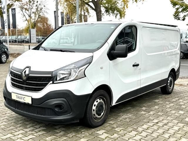 Weiss Gebraucht 2021 Renault Trafic Komfort Van | 15.890 € (Guter Preis) - Bild 1/4