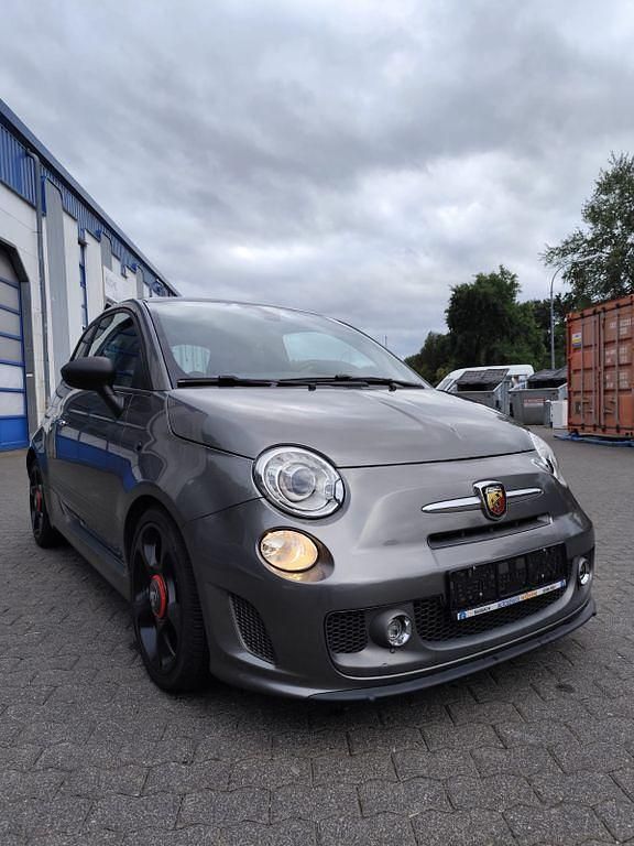 Grau Gebraucht 2012 Abarth 595 Competizione Kleinwagen | 8.900 € (Fairer Preis) - Bild 1/4