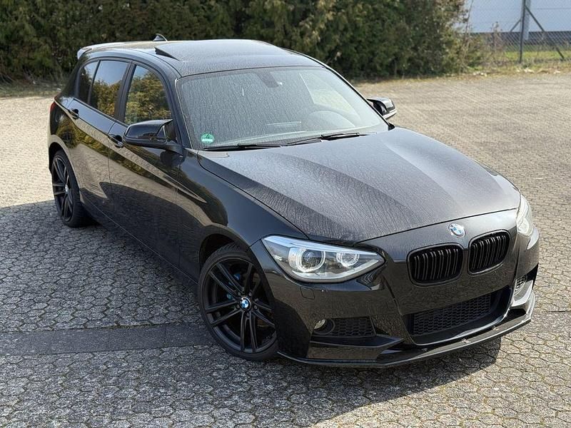 Gebraucht BMW 118 Advantage 143 PS (105 kW) 2014 Schwarz Kleinwagen