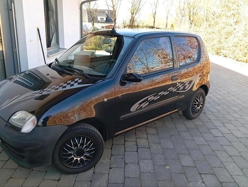 Gebraucht Fiat Seicento 54 PS (39 kW) 2005 Schwarz Kleinwagen